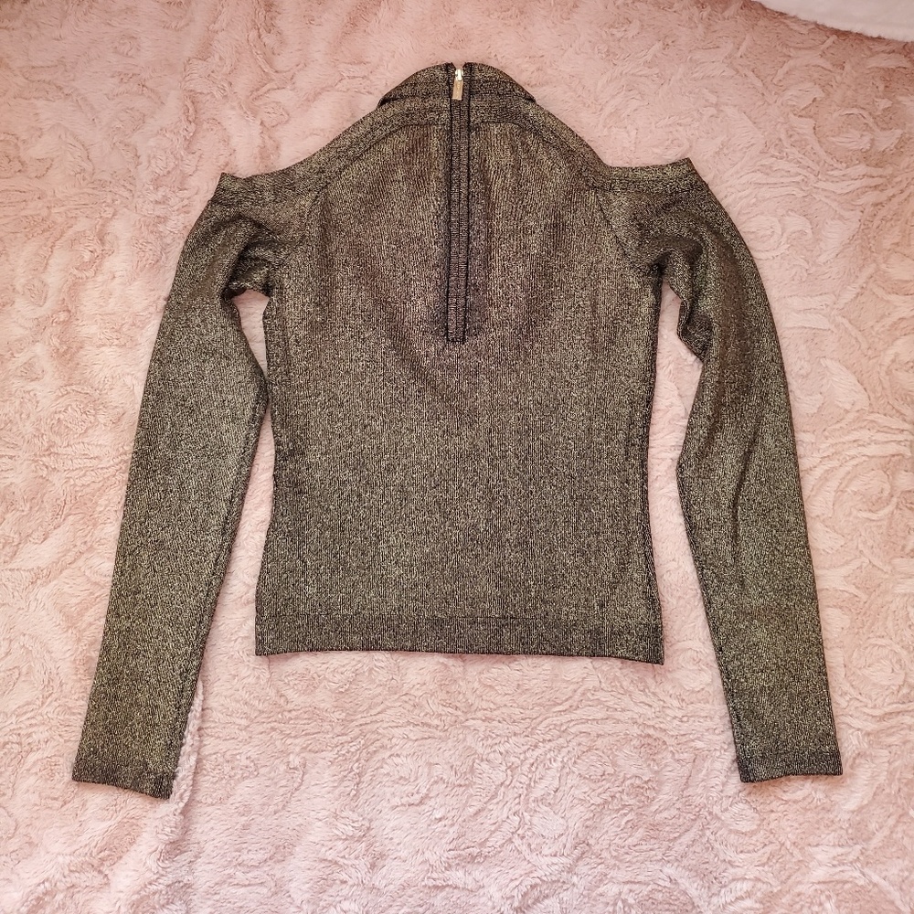 MARCIANO KNOCKOUT METALLIC COLD SHOULDER SWEATER - Picture 4 of 5